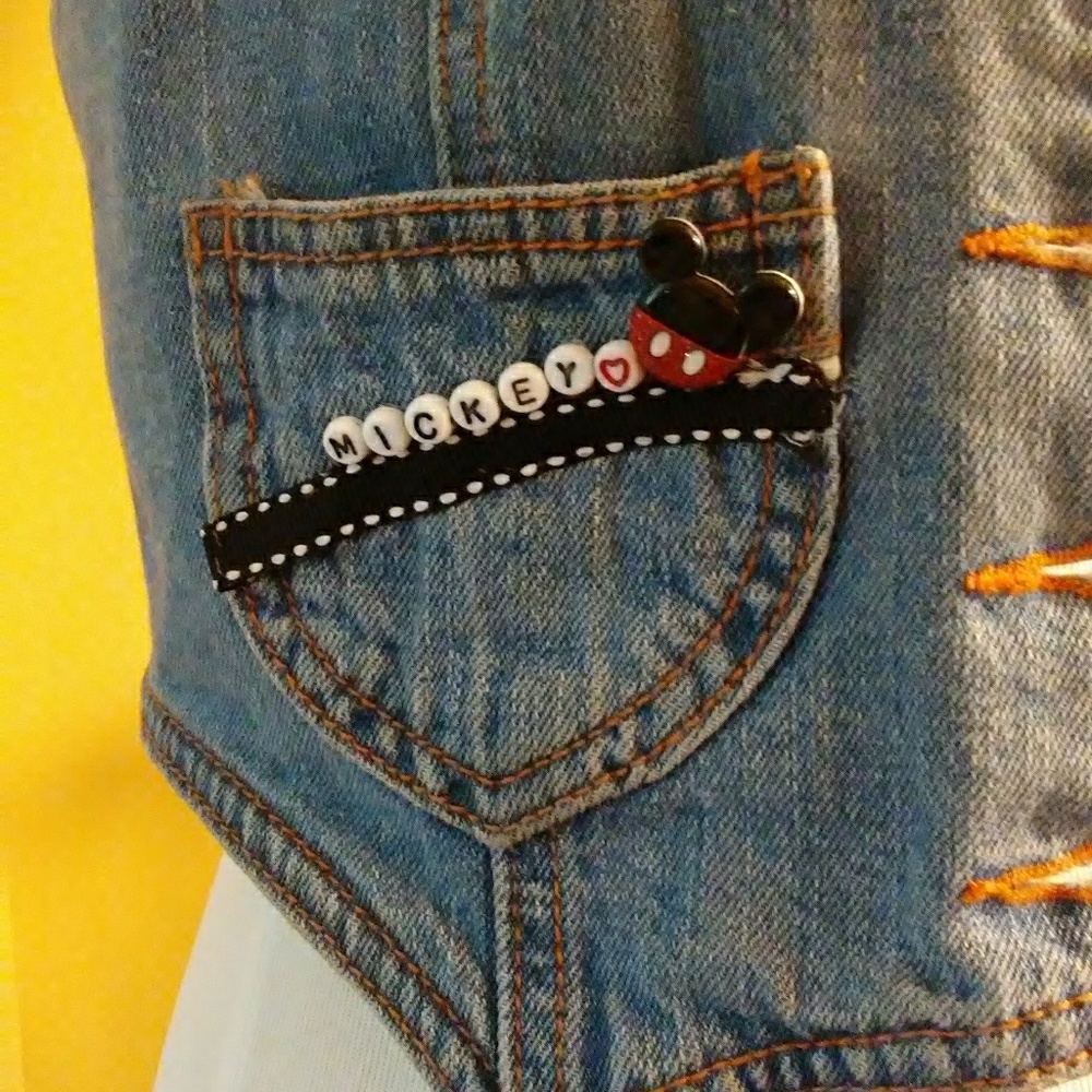 Customized Mickey Minnie denim vest - Picture 9 of 11